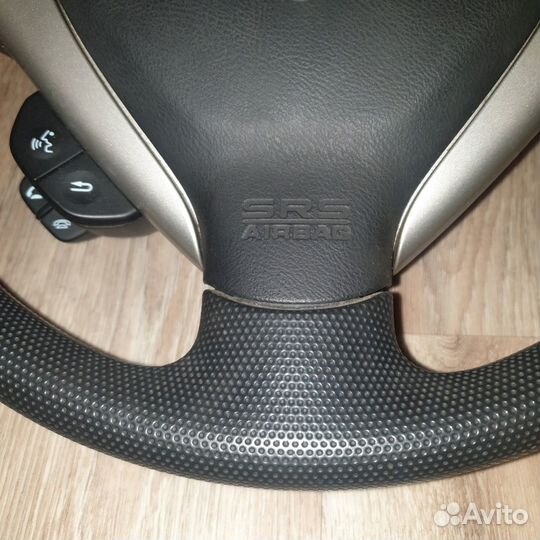 Руль Honda Mobilio Spike