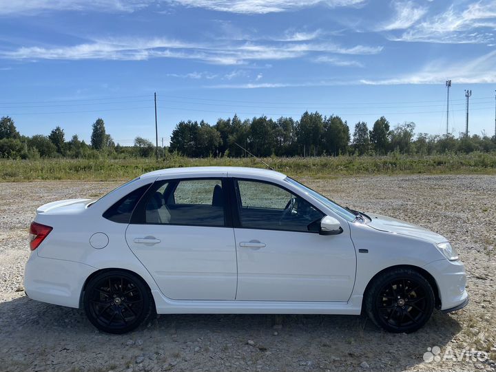 LADA Granta 1.6 МТ, 2017, 85 000 км
