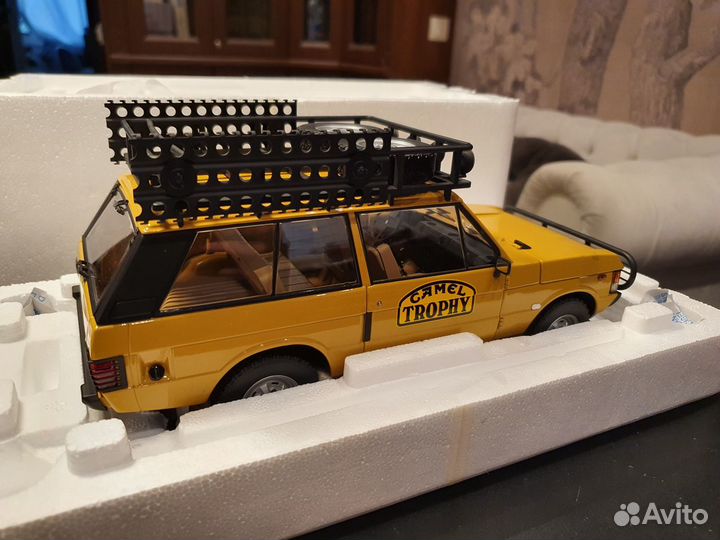 1:18 Almost Real Range Rover Camel Trophy 82 Papua