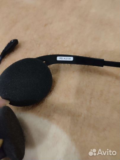 Наушники с микрофоном