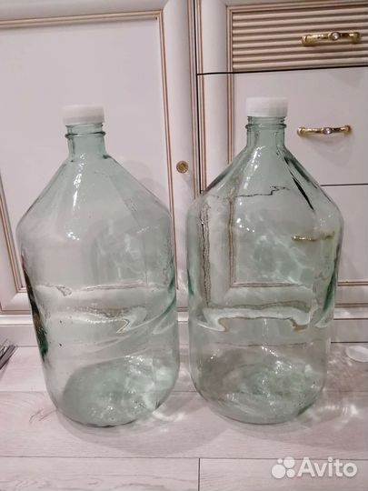 Бутыль 20 литров, 10 литров