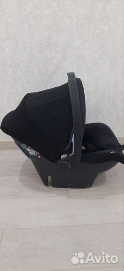 Автокресло 0+
