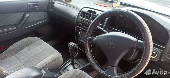 Toyota Camry 2.0 AT, 1996, 350 000 км