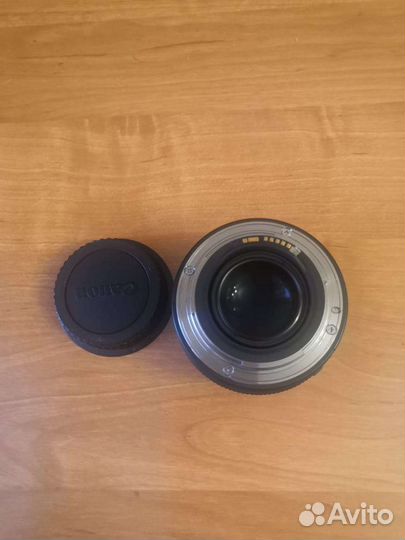 Объектив canon 50mm 1 4