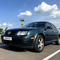 Volkswagen Bora 1.6 MT, 2004, 210 000 км, с пробегом, цена 500 000 руб.