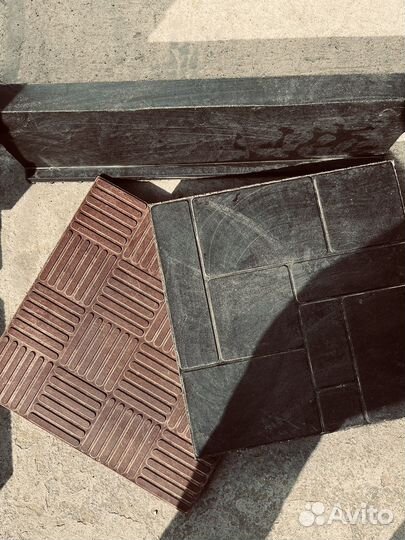 Плитка тратоурная полимерно-песчаная 