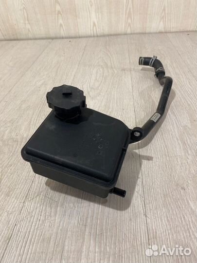 Бачок гидроусилителя руля Mercedes Benz E250 W212