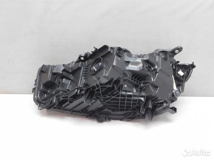 Фара правая BMW 7-Series