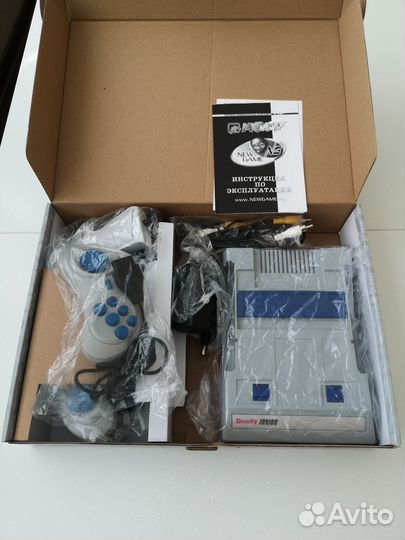 Игровая приставка Dendy Junior 195 игр + пистолет