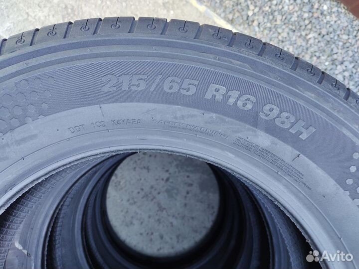 Kumho Ecowing ES31 215/65 R16 98H