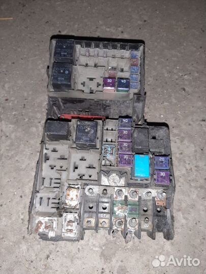 Подкапотный блок предохранителей Мазда 3 бк,Mazda