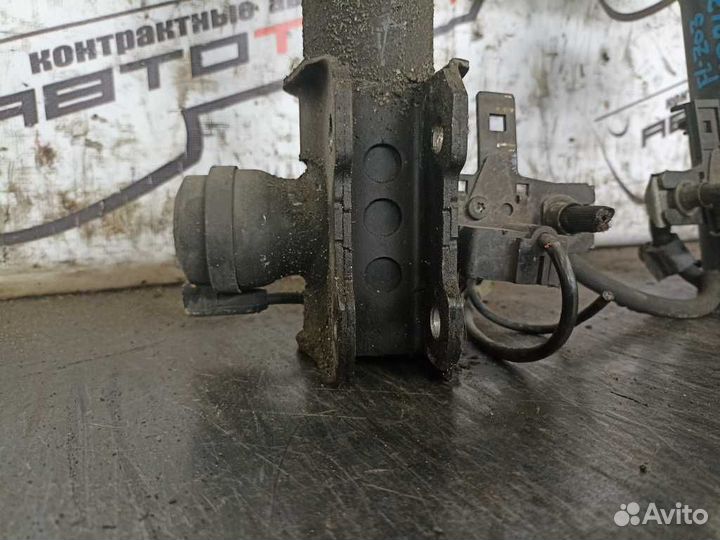 Стойка ходовки opel signum vectra C Z02 Z03 передн