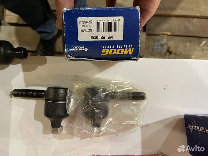 Колодки на mercedes benz 124