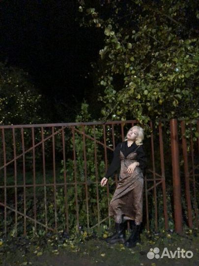 Платье женское