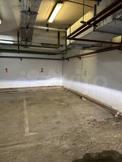 Машиноместо, 20 м²