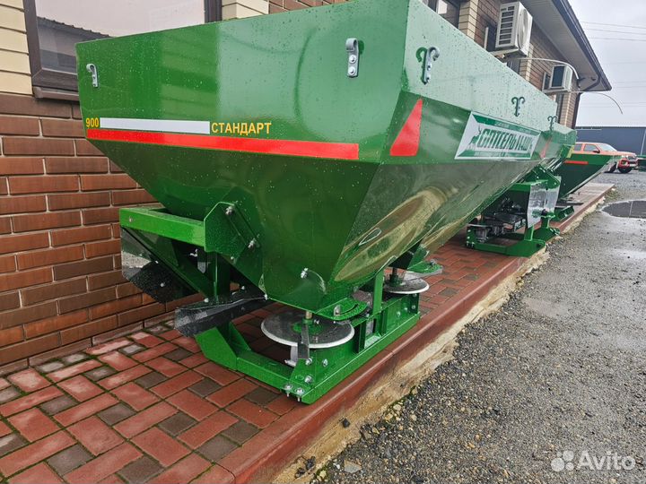 Разбрасыватель удобрений Оптсельмаш Стандарт 1050, 2023