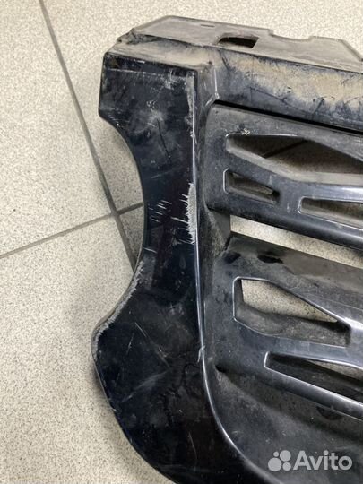 Решетка радиатора черная Range Rover Sport 18