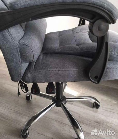 Компьютерное кресло руководителя