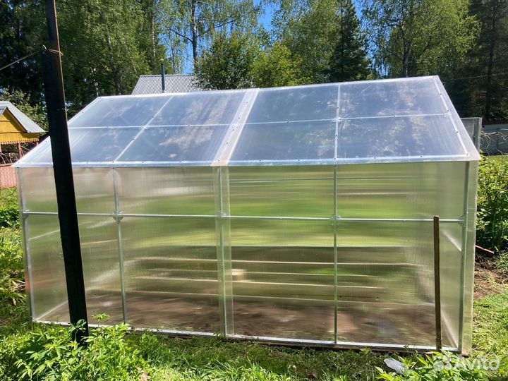 Теплица Домик. Теплицы из поликарбоната