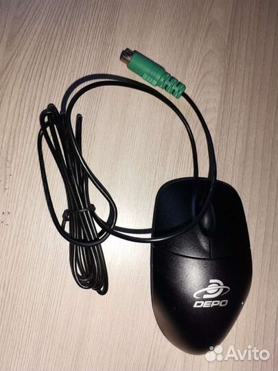 Мыш для компьютера с круглым входом