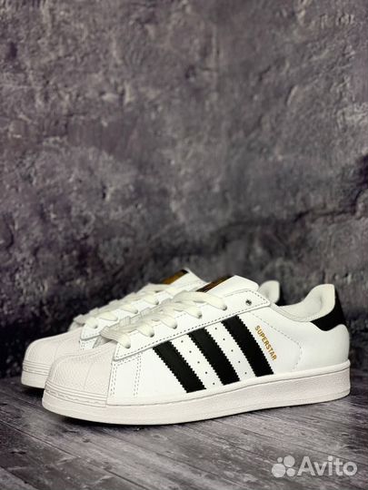 Кроссовки Adidas Superstar