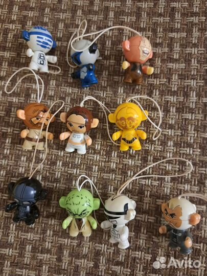 Игрушки из киндера star wats