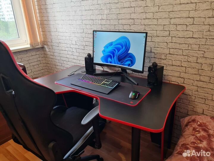 Стол компьютерный игровой / геймерский 120/80/75