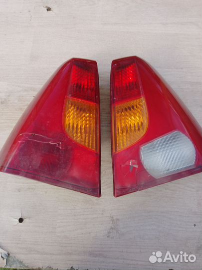 Задние фонари на renault logan 1