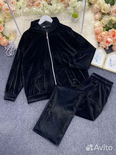 Костюм женский от 52 до 62