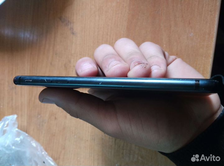 Телефон iPhone 7 128gb