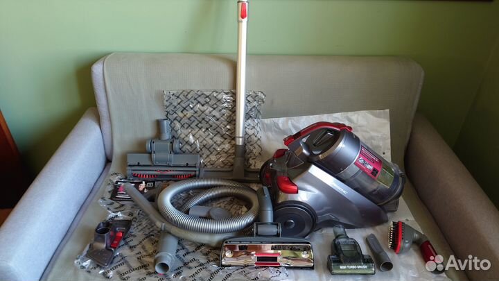 Пылесос Redmond RV-308