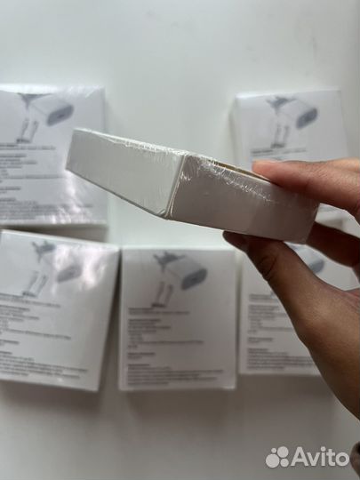 Зарядное устройство с кабелем