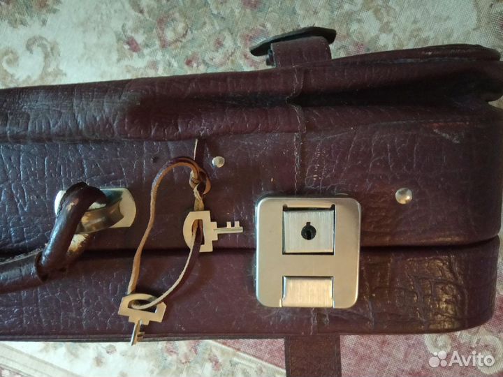 Чемодан кожаный СССР импортный