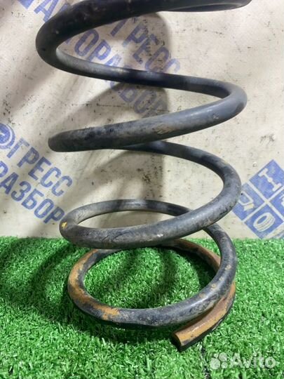 Пружина подвески передняя правая Daewoo Nubira