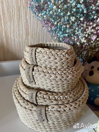 Вязаные корзинки ручной работы