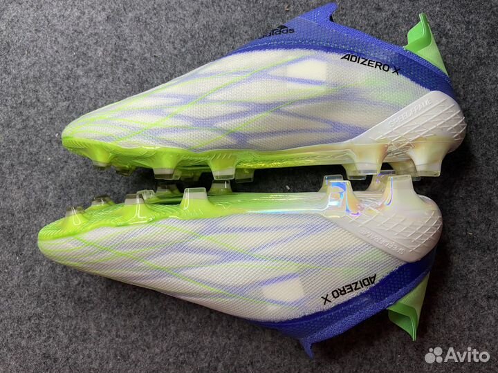 Футбольные бутсы adidas x