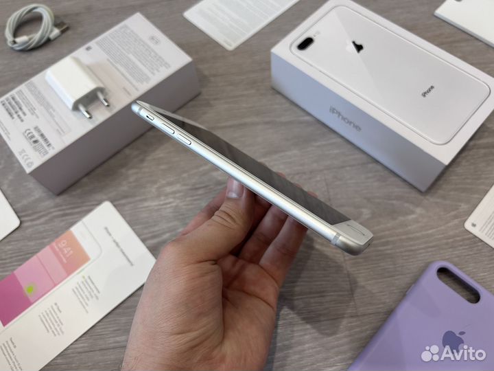 iPhone 8 Plus, 64 ГБ