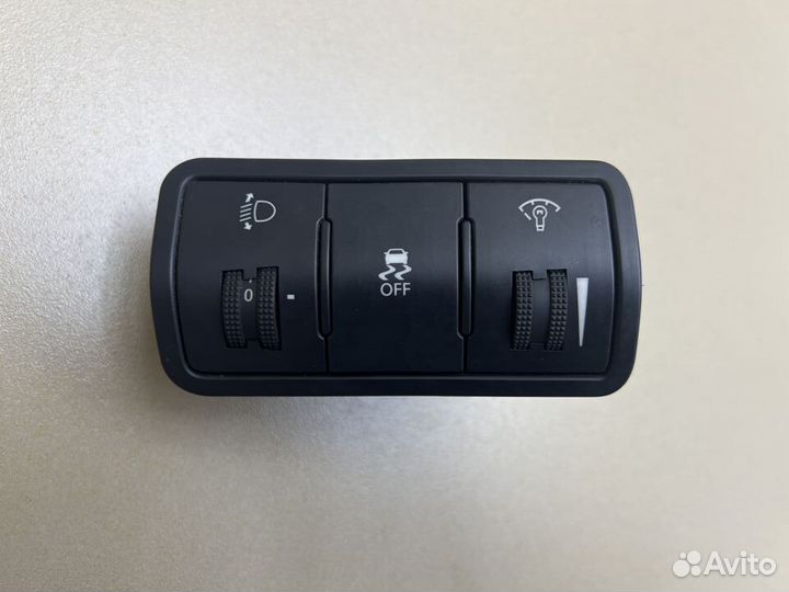 Датчики, кнопки Hyundai Solaris 1 1.6Л МКПП