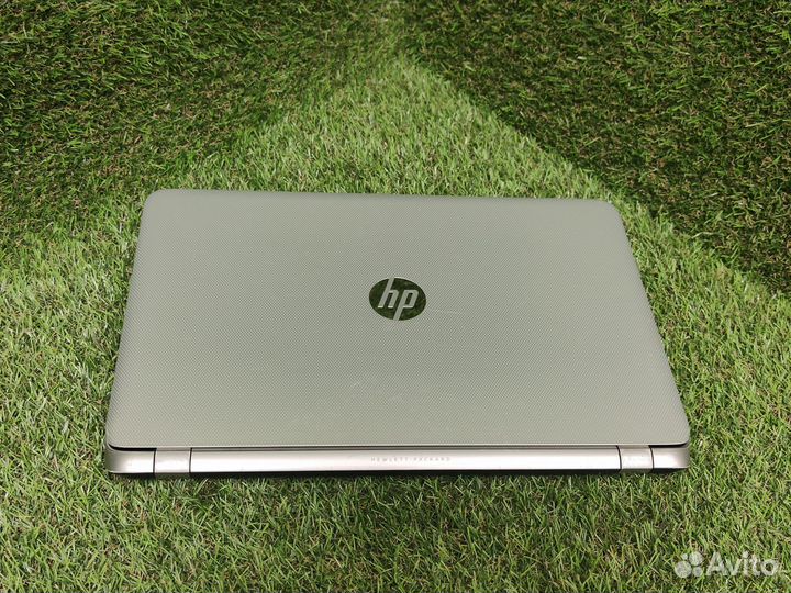 Ноутбук HP Pavilion 15-n207sr (вш)