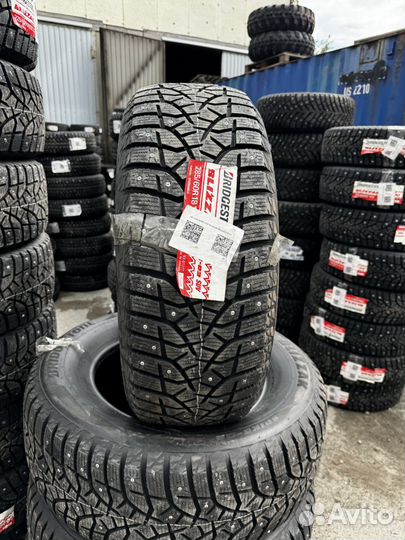 Bridgestone Blizzak Spike-02 SUV 285/60 R18 120T