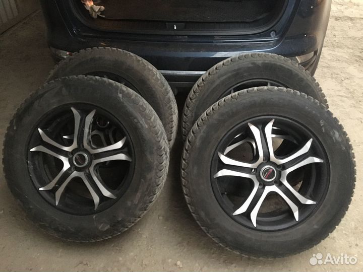 R17 Goodyear UltraGrip 225/65, PCD 5x114.3 DIA 67.1