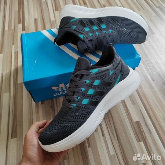 Кроссовки adidas дышащие