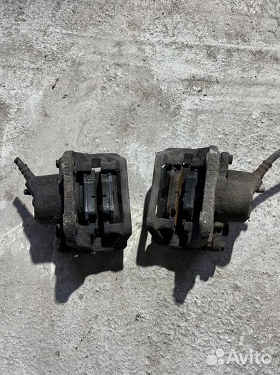 Суппорт передний renault sandero