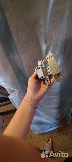 Двери межкомнатные с коробкой новые