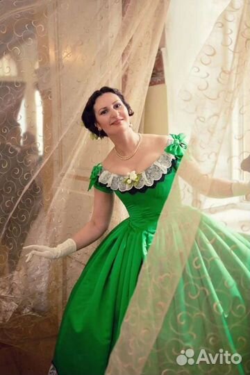 Историческое платье. Кринолин напрокат