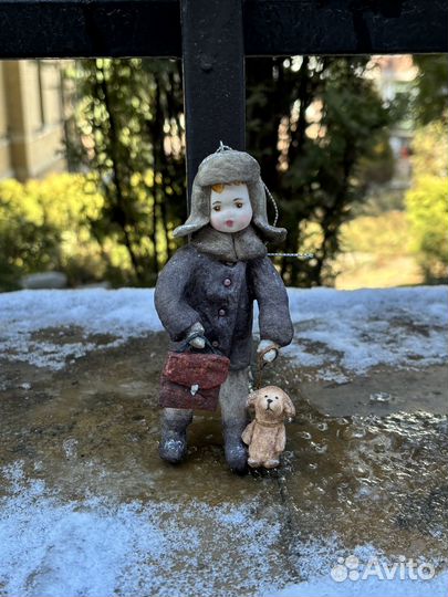 Ватная игрушка Мальчик с портфелем и собачкой