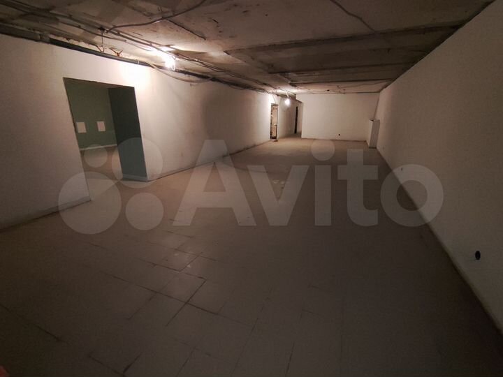 Свободного назначения, 650 м²