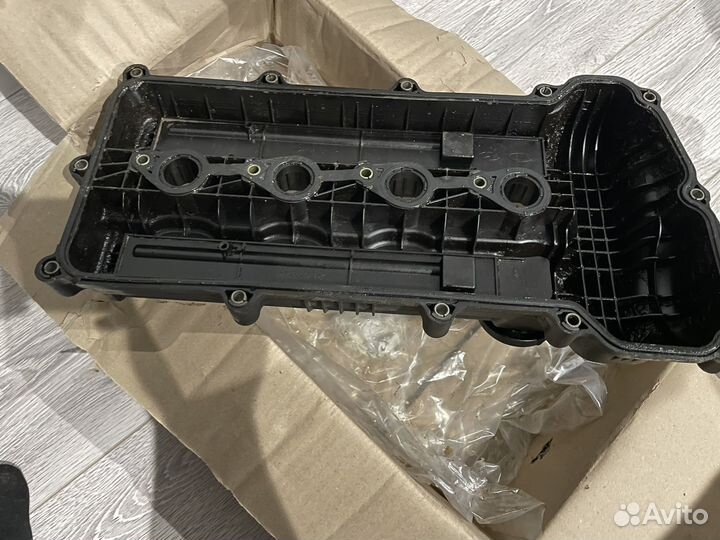 Продажа клапанная крышка KIA/Hyundai