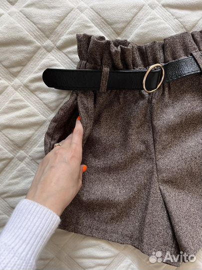 Шорты плотные коричневые 42 размер