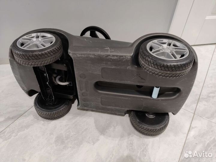 Машинка каталка толокар